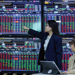 Ngành chứng khoán sau 2025: Ai đang ăn dày, ai hụt hơi?