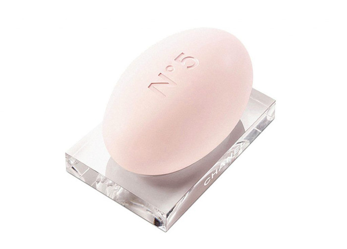 Sự xuất hiện bất ngờ của bánh xà phòng trên "mặt trận" hàng xa xỉ ảnh 4 xa-phong-2-1024x736.jpg