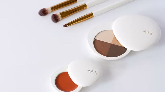 Những thương hiệu mỹ phẩm hữu cơ được các nghệ sĩ trang điểm quốc tế tin dùng ảnh 7 Những thương hiệu mỹ phẩm hữu cơ được các nghệ sĩ trang điểm quốc tế tin dùng ảnh 7