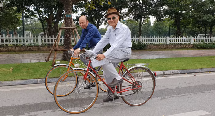 Bộ sưu tập 100 chiếc xe đạp 100 tuổi vinh dự nhận Kỷ lục Quốc gia