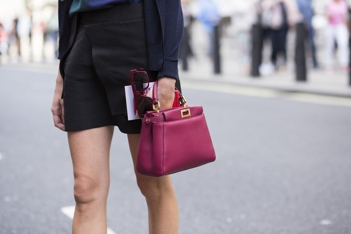 Bag Profile: Chiếc túi Peekaboo của thương hiệu Fendi ảnh 1