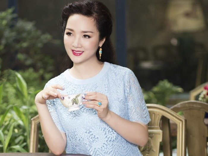 10 nữ doanh nhân nổi tiếng xinh đẹp nhất Việt Nam ảnh 1