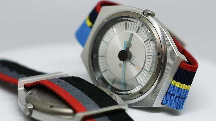 10 mẫu đồng hồ lấy cảm hứng từ ô tô ảnh 2