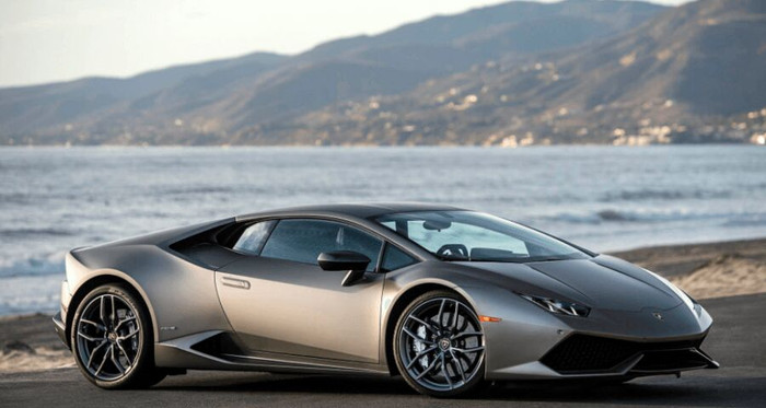 Lamborghini Huracan Avio giá gần 15 tỷ đồng tại Việt Nam