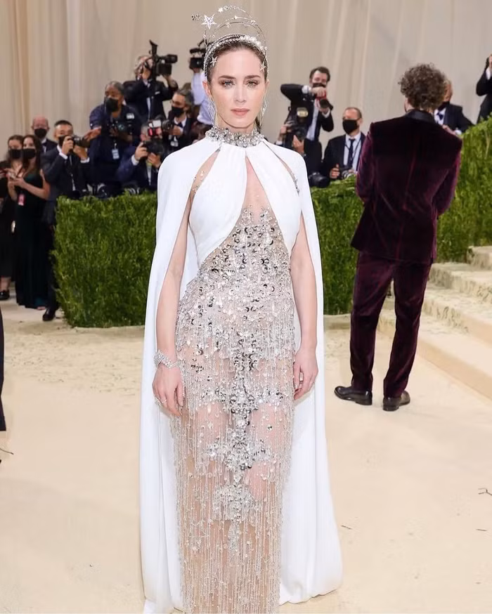 Dàn sao Hollywood gợi cảm trên thảm đỏ Met Gala 2021-11