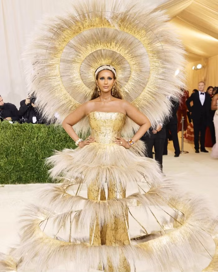 Dàn sao Hollywood gợi cảm trên thảm đỏ Met Gala 2021-16