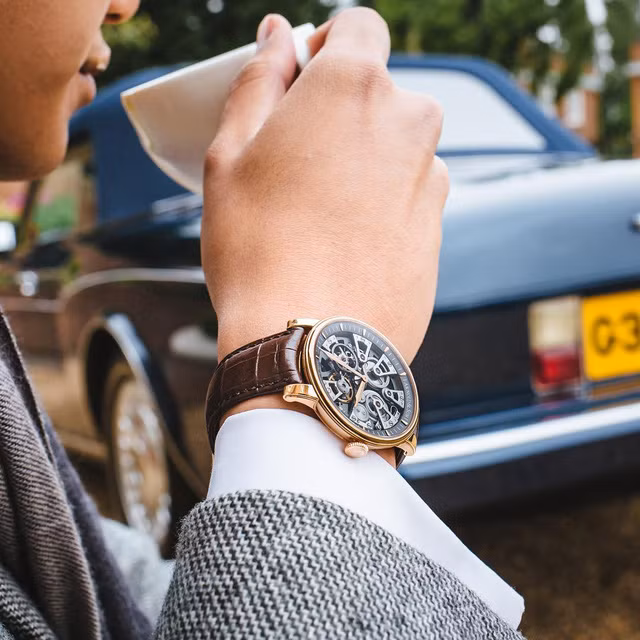 Khi đại gia khoe đồng hồ và siêu xe - Ảnh 10.