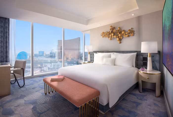 fontainebleau-las-vegas-panorama-suite-bedroomdrex-agency-mark-mediana-8776.jpeg