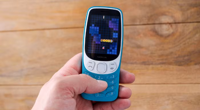 Thị trường Việt đón phiên bản “tái sinh” của Nokia 3210 với giá 1,6 triệu đồng