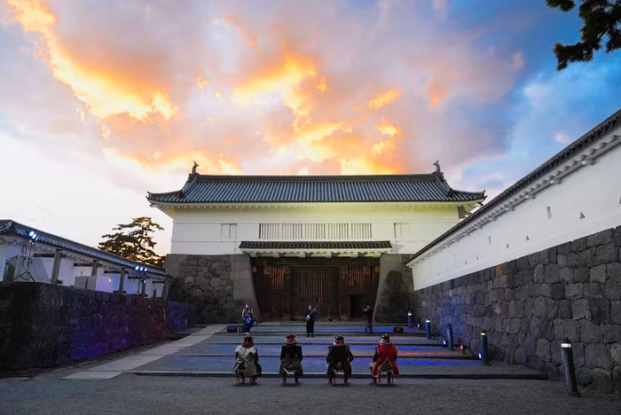 Du khách được tổ chức một buổi biểu diễn âm nhạc riêng tư