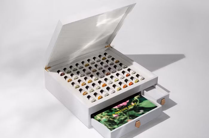 Chiếc hộp chứa công thức nước hoa bí mật của Louis Vuitton
