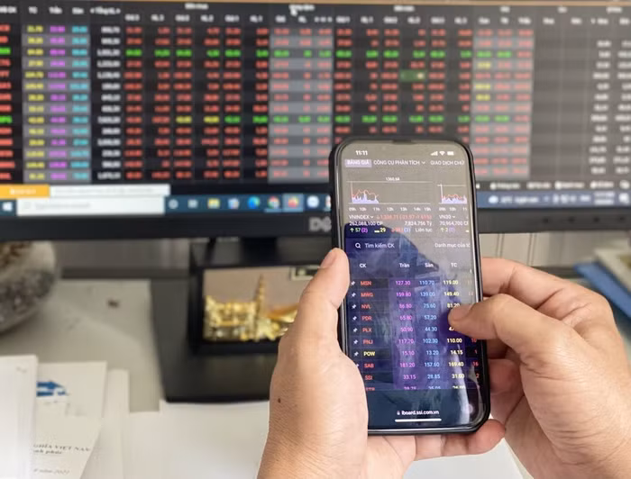 Dòng tiền rục rịch trở lại, công ty chứng khoán đồng loạt gọi tên sóng tăng sau Tết