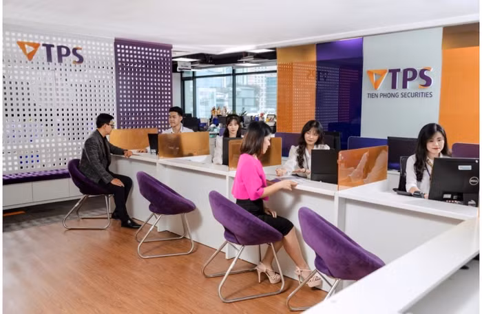 Chứng khoán Tiên Phong đặt mục tiêu lợi nhuận giảm 71% trong năm 2025