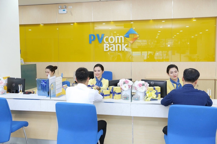 PVcomBank tiếp tục tung lãi suất “sốc” 9%/năm, khách gửi tiền tỷ được ưu đãi chưa từng có