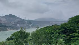 Nỗ lực đưa tổ máy 1 dự án Thủy điện Hòa Bình mở rộng hòa lưới trong ngày 19/8 