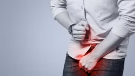 Suýt mất bản lĩnh đàn ông vì thuê thợ làm tóc đến nhà cắt bao quy đầu
