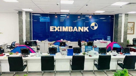 Trước thềm đại hội bất thường Eximbank: Người thân lãnh đạo thoái vốn, xôn xao chuyện “chuyển nhà”