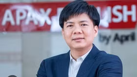 Ông Nguyễn Ngọc Thủy (Shark Thủy), Chủ tịch Tập đoàn Egroup bị cơ quan điều tra khởi tố bị can, bắt tạm giam về hành vi lừa đảo chiếm đoạt tài sản