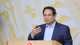 Thủ tướng Chính phủ Phạm Minh Chính chủ trì Phiên họp thứ 2 của Ban Chỉ đạo quốc gia về phát triển ngành công nghiệp bán dẫn - Ảnh: VGP/Nhật Bắc