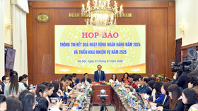 Toàn cảnh buổi họp báo