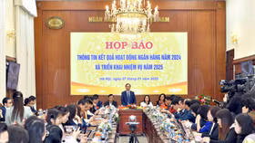 Toàn cảnh buổi họp báo