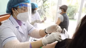 Dịch Covid-19 tại Việt Nam gia tăng, Bộ Y tế nói gì?