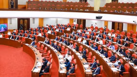 Bộ Chính trị quyết định sắp xếp những cơ quan đã được chuẩn bị kỹ lưỡng