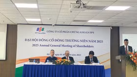 Đặt kế hoạch đi lùi, Chủ tịch Chứng khoán FPT nói vẫn khó thực hiện mục tiêu 2025