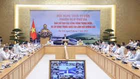 Thủ tướng Phạm Minh Chính yêu cầu đồng loạt tổ chức khởi công các dự án giải phóng mặt bằng cho đường sắt tốc độ cao Bắc – Nam và tuyến đường sắt Lào Cai - Hà Nội - Hải Phòng vào 19/8/2025 và hoàn thành trong năm 2026 - Ảnh: VGP/Nhật Bắc