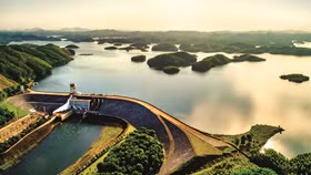 La Nina "thắp sáng" cổ phiếu ngành điện