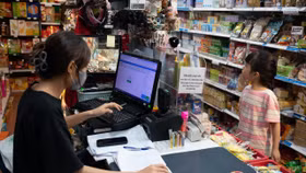 Đồng hành cùng hộ kinh doanh, KiotViet giảm chi phí sử dụng máy tính tiền