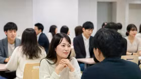 Sự trở lại của “ông mai, bà mối”