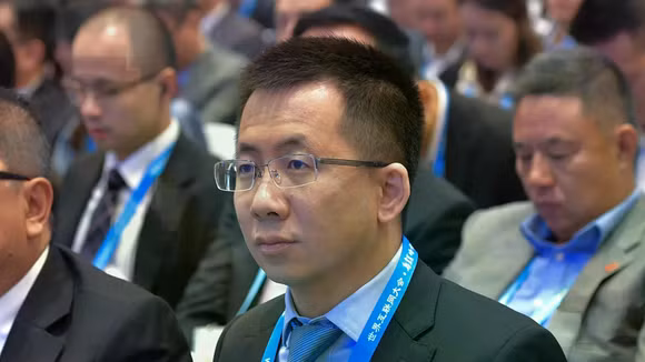 Nhà sáng lập ByteDance Zhang Yiming tại lễ khai mạc Hội nghị Internet Thế giới lần thứ 5 tại Ô Trấn (Trung Quốc)